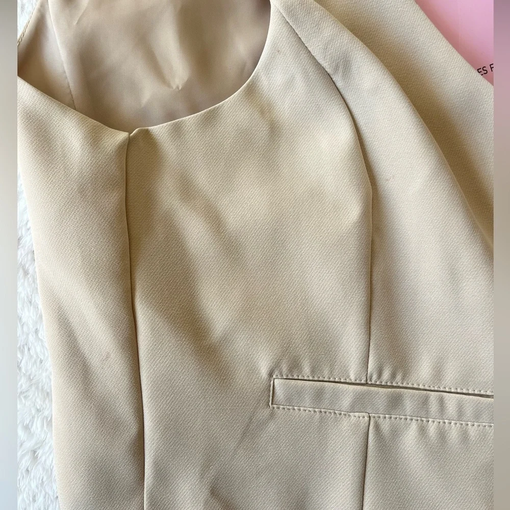 NWT Avec Les Filles Cropped Vest - Picture 6 of 7
